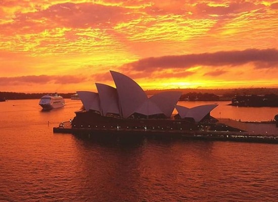 Sydney: Đắm mình trong khung cảnh bình minh đẹp rạng rỡ trước bão lớn