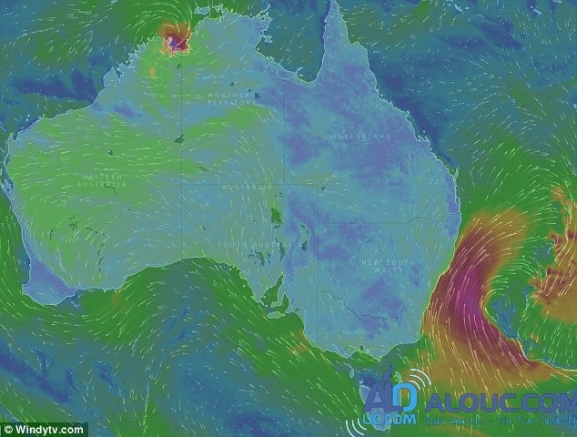 NSW: Cảnh báo biển động mạnh với những con sóng cao tới 4m