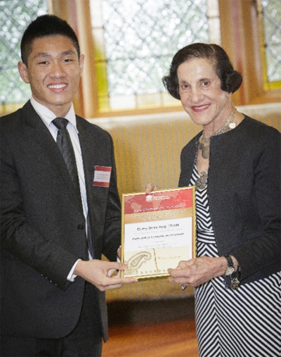 du-hoc-sinh-viet-nam-duoc-vinh-danh-tai-australia-1