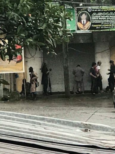 Loạt ảnh IS chiếm thành phố đầu tiên ở Philippines ảnh 7