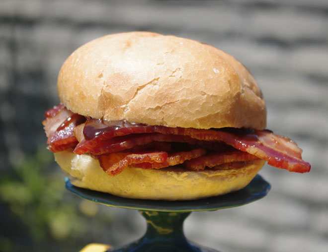 Bánh mì Việt Nam lọt top 10 món sandwich hấp dẫn nhất thế giới - 5