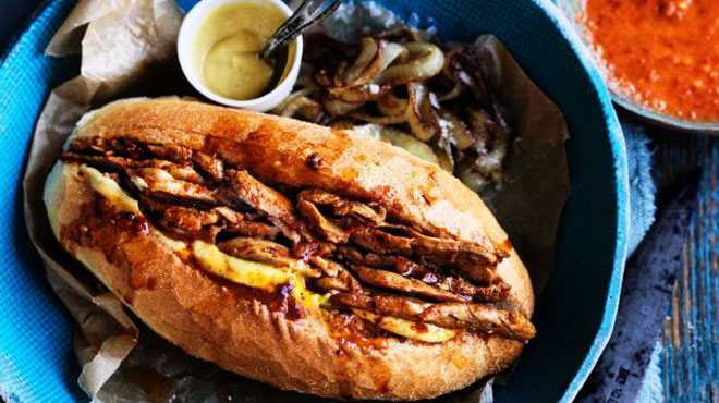 Bánh mì Việt Nam lọt top 10 món sandwich hấp dẫn nhất thế giới - 8