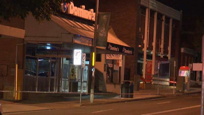 yH5BAEAAAAALAAAAAABAAEAAAIBRAA7 - Nhân viên cửa hàng Domino Pizza ở Sydney bị cướp bắn nhập viện sáng nay