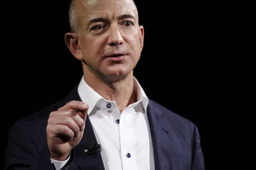 Jeff Bezos đã mất hơn 5 tỷ USD tài sản hôm qua. Ảnh: Bloomberg