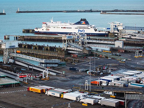 Vụ buôn người bị phát giác tại  cảng Dover, hạt Kent, đông nam nước Anh,