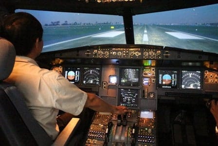  Phi công Vietnam Airlines đang có mức thu nhập mà nhiều người phải mơ ước! 