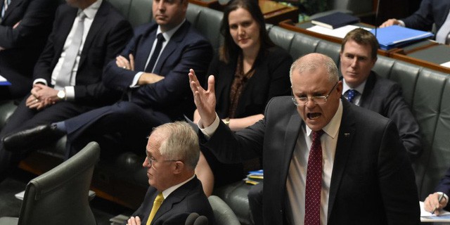 Ông Morrison phát biểu tại một cuộc họp (Ảnh: AFP)