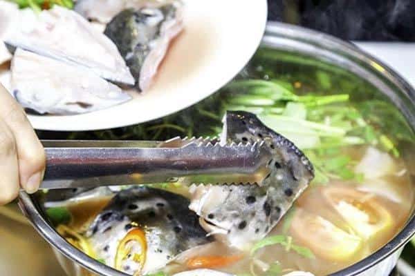 5 cach nau canh chua don gian ngon bao nhieu com cung het chieu mua - 4