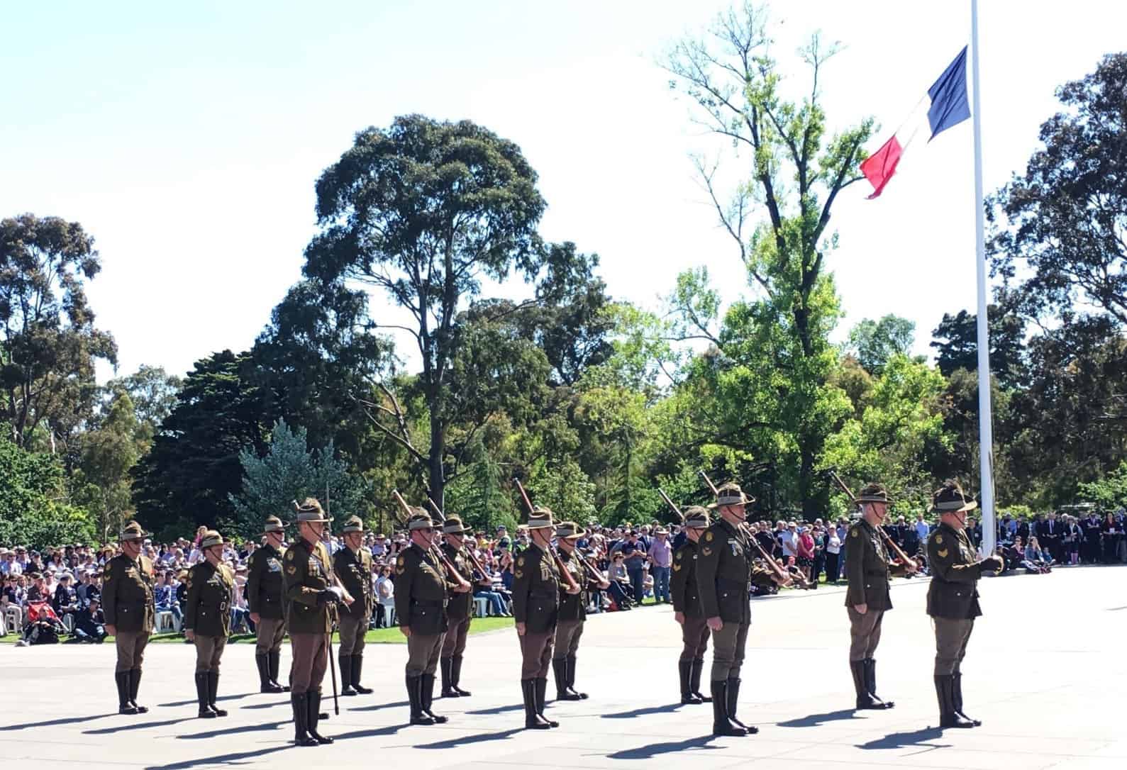 Den Australia, tham den tuong niem dep ngo ngang o Melbourne hinh anh 10