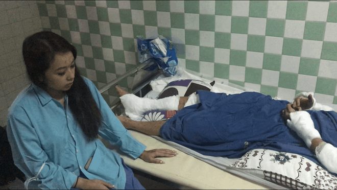 Vụ nam Việt kiều bị tạt axit, cắt gân chân ở Quảng Ngãi: Anh trai nạn nhân khóa số điện thoại và cả email sau khi trở về Canada - Ảnh 3.