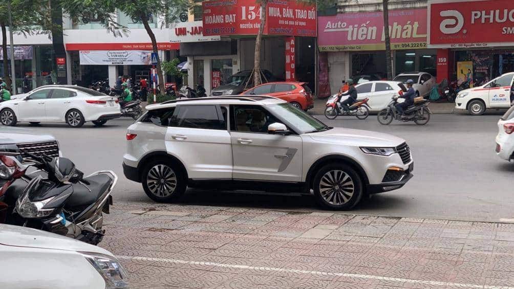 Vì sao ô tô Trung Quốc vô tư nhái thương hiệu hạng sang?