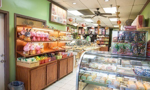 Cửa hàng bánh Saigon Bakery & Deli ở thành phố Falls Church bang Virginia, Mỹ