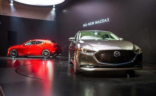 Mazda3 mới ‘lãnh án’ triệu hồi do lỗi đèn cảnh báo - ảnh 1