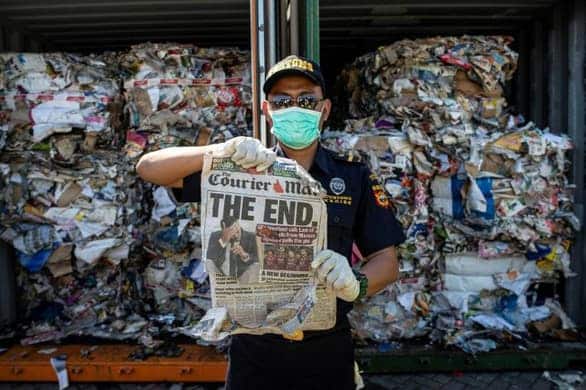 Indonesia trả lại hơn 210 tấn rác thải cho Úc - Ảnh 1.