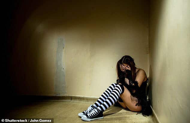 Nam sinh quay video cưỡng hiếp cô gái thoát án tù vì thân hình quá nhỏ - 1