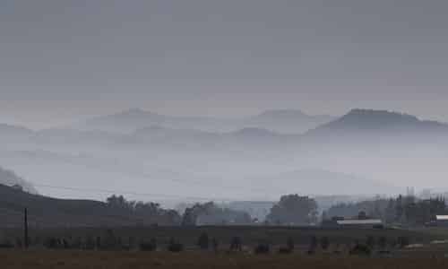 Ô nhiễm không khí bùng phát ở Australia do cháy rừng - Ảnh 1