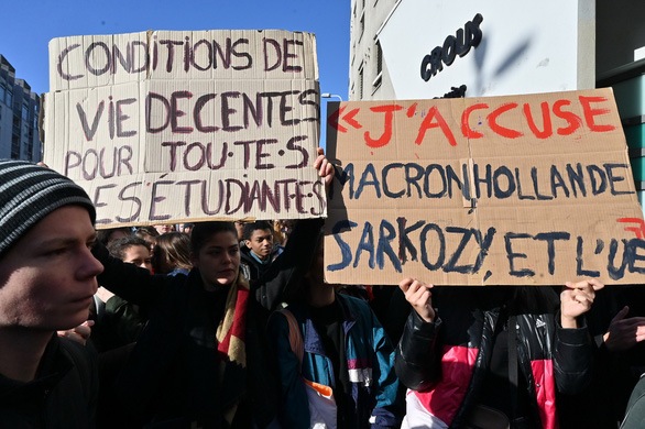 Sinh viên tự thiêu vì nghèo, ngành giáo dục Pháp khủng hoảng - Ảnh 1.