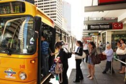 du học sinh làm thêm