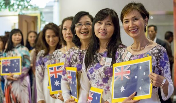 Báo thông tin Visa Du học, Du lịch, nhập định cư nước Úc