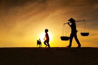 báo úc - Con sẽ trở về