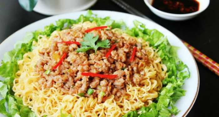Mỗi năm người Việt tiêu thụ gần 5 tỷ gói mì ăn liền - Ảnh 2