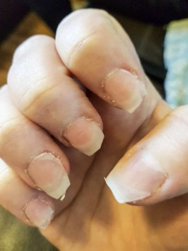 Từ chối thanh toán tiền làm móng vì gặp phải nhân viên không có tâm, nữ khách hàng nhận cái kết đắng - Ảnh 1. Từ chối thanh toán tiền làm móng vì gặp phải nhân viên không có tâm, nữ khách hàng nhận cái kết đắng - Ảnh 1.