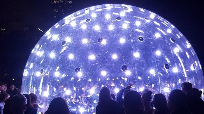Melbourne&#039;s White Night: ENESS Sonic Bubble - Carlton Gardens