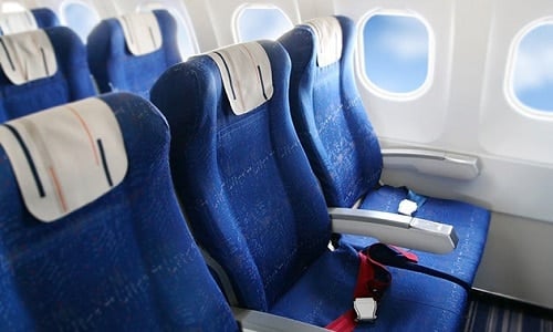 Hàng ghế mà nữ hành khách gặp nạn khi cửa sổ máy bay bị vỡ là 17. Ảnh: Independent Traveller.