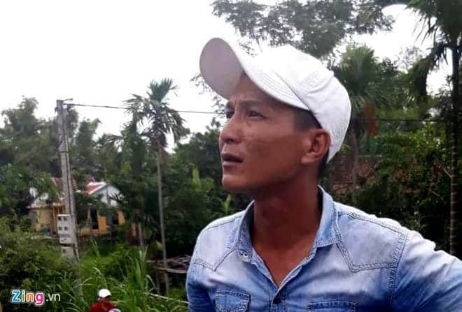 Tai xe xe dau keo phat hien oto ruoc dau loang choang truoc tai nan hinh anh 3