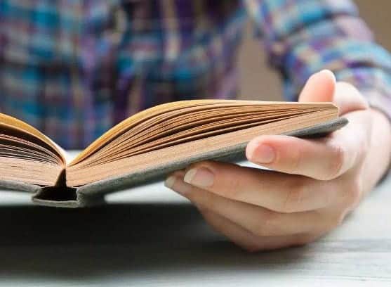 5 việc nên và 3 không nên làm trong buổi tối: Thực hiện được thì sức khỏe nâng cao, tiền tài ập đến - Ảnh 2.