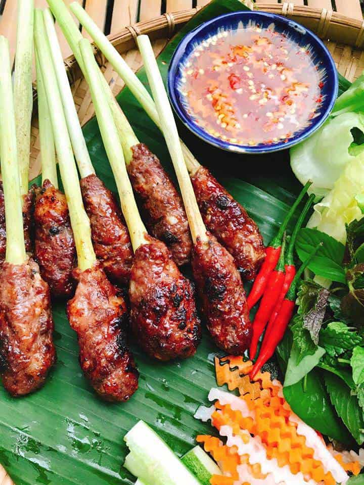 bo cuon sa nuong kieu nay thom lung, ca nha khong ngung xin them com - 1