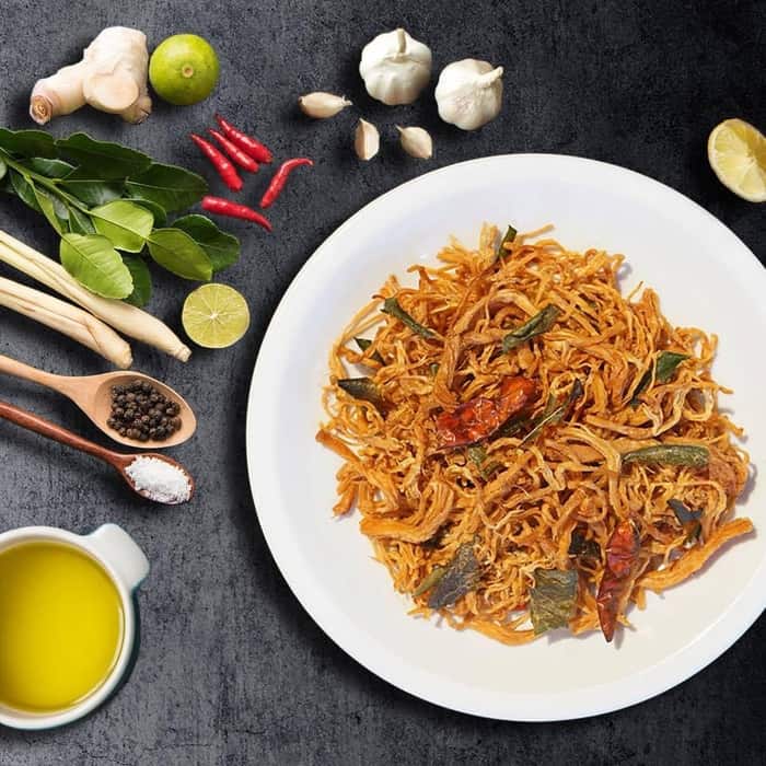 Cách làm khô gà nhanh tích tắc chỉ trong vài bước đơn giản 