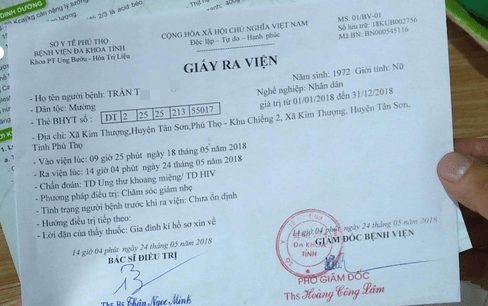 Bác sĩ dùng chung kim tiêm, cả xã náo loạn lo nhiễm HIV - Ảnh 2. Bác sĩ dùng chung kim tiêm, cả xã náo loạn lo nhiễm HIV - Ảnh 2.
