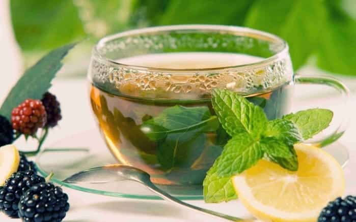 Những món mà bạn nên ăn và đừng bao giờ động tới khi chuẩn bị lên máy bay