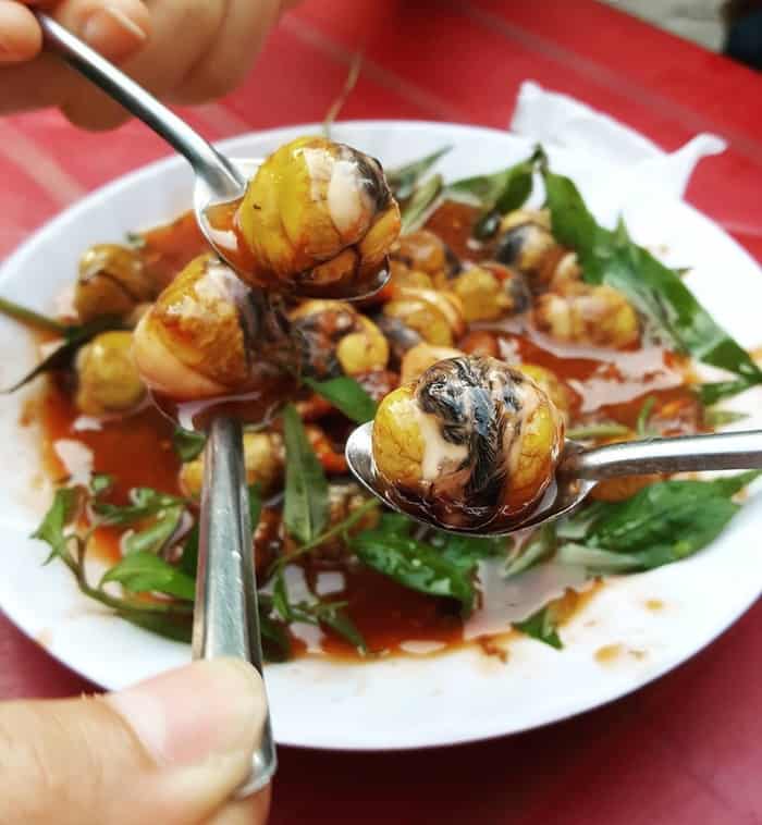 Tác dụng phụ rất đáng sợ của trứng vịt lộn bổ dưỡng khi ăn quá nhiều