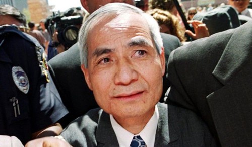 Wen Ho Lee tại Mỹ vào tháng 9/2000. Ảnh: AFP.