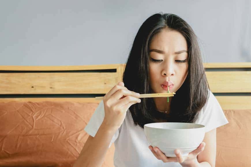 Người Nhật có bí quyết trẻ lâu là nhờ tuân theo 6 thói quen ăn uống này mỗi ngày - Ảnh 3.