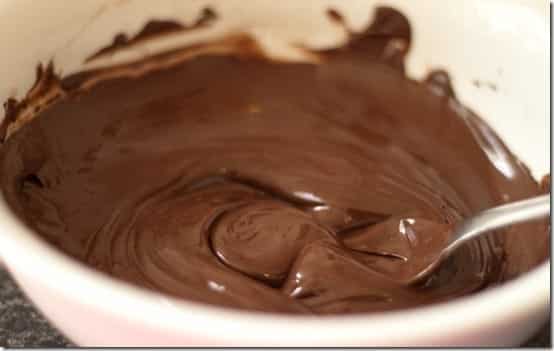  Chocolate vẫn thơm mượt như cách làm thông thường.