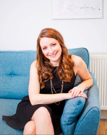 Caroline Brealey chuyên mai mối cho những người giàu có. Ảnh: The Sun.