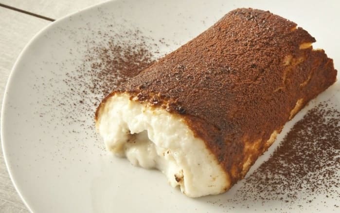  Một ít bột cacao được rải đều bên ngoài có đủ sức hấp dẫn hay chưa?