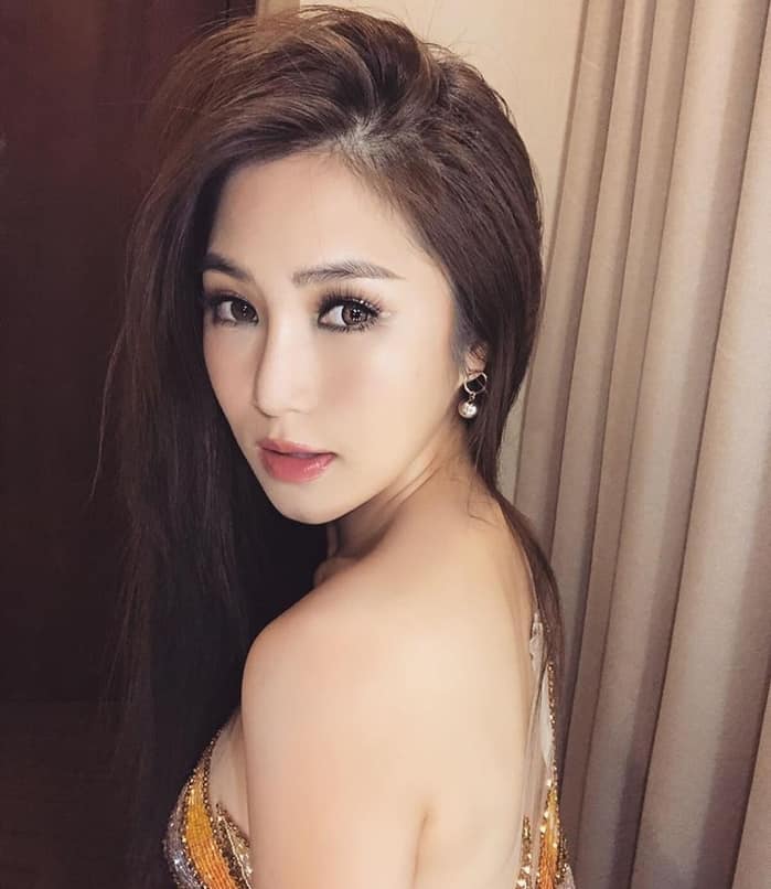 Bác sĩ cảnh báo về hội chứng tự bóc da tay đến rỉ máu như Hương Tràm