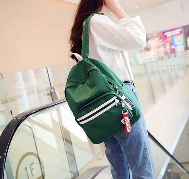 Ngồi xổm, vắt chéo chân và những thói quen hằng ngày gây hại không tưởng đến sức khỏe ít ai biết