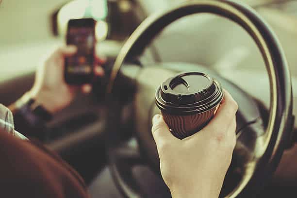 Mẹo hay giúp bạn loại bỏ cảm giác buồn ngủ khi đang lái xe, tránh hậu quả đáng tiếc xảy ra