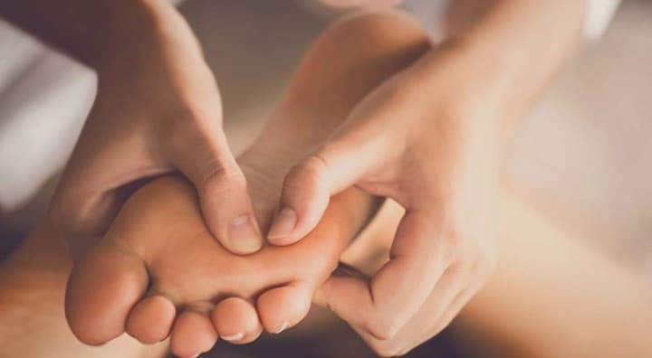 Da bị ngứa, mẩn đỏ cảnh báo vấn đề gì về sức khỏe? - Ảnh 2. Da bị ngứa, mẩn đỏ cảnh báo vấn đề gì về sức khỏe? - Ảnh 2.