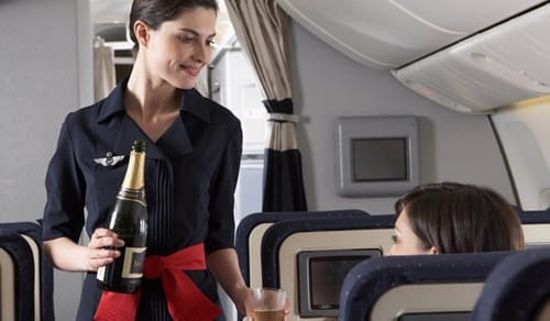 Top 10 đồng phục tiếp viên được yêu thích nhất thế giới - 2