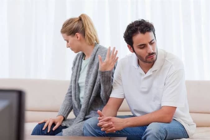 Káº¿t quáº£ hÃ¬nh áº£nh cho TrÆ°á»c khi ngá»§ bá»±c tá»©c hay ná»i nÃ³ng, sáº½ khiáº¿n cho tim Äáº­p nhanh hÆ¡n, hÆ¡i thá» dá»n dáº­p, tÆ° tÆ°á»ng náº·ng ná», sáº½ khÃ³ Äi vÃ o giáº¥c ngá»§. Muá»n ngá»§ ngon giáº¥c, báº¡n nÃªn giáº£m cÆ°á»ng Äá» hoáº¡t Äá»ng cá»§a thÃ¢n thá» mÃ¬nh vÃ o cuá»i ngÃ y, Äá»ng thá»i cÅ©ng cáº§n cho tÃ¢m tÃ¬nh cá»§a mÃ¬nh dá»u láº¯ng láº¡i. Tá»©c giáº­n khÃ´ng chá» lÃ m cho báº¡n máº¥t ngá»§, mÃ  cÃ²n thÃºc Äáº©y lÃ£o hÃ³a vÃ  bá»nh táº­t, giáº£m tuá»i thá» ná»¯a.