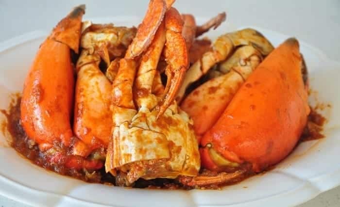 Chế biến món Cua sốt ớt cay nồng đúng điệu bạn đã từng thưởng thức ở Singapore