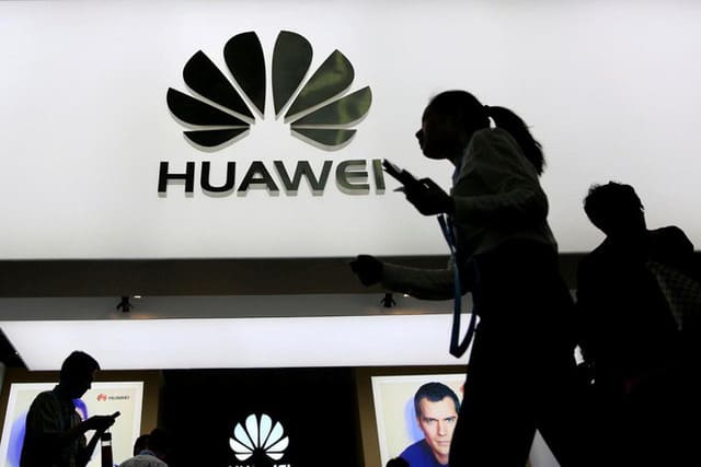  Huawei bị tứ bề chèn ép: Dấu hiệu của cuộc thập tự chinh nhằm vào Trung Quốc - Ảnh 1.