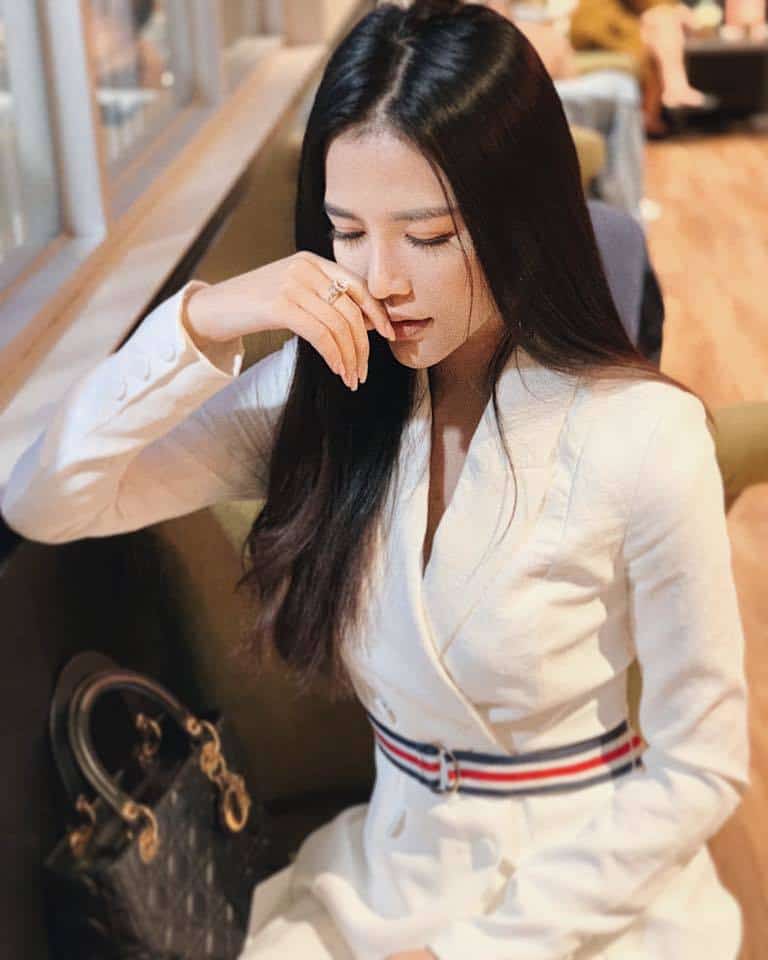 Cuộc sống con gái nhà giàu Việt ở Úc: Xa hoa, yêu bạn trai thiếu gia