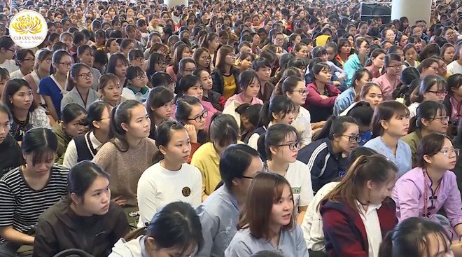 Chân dung "cô Yến" chùa Ba Vàng với những phát ngôn gây phẫn nộ - ảnh 2